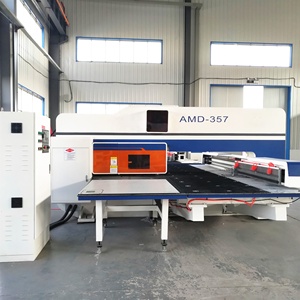 Máquina automática de punzonado CNC para hacer caja eléctrica y bandeja de cable barra - Product Image 5