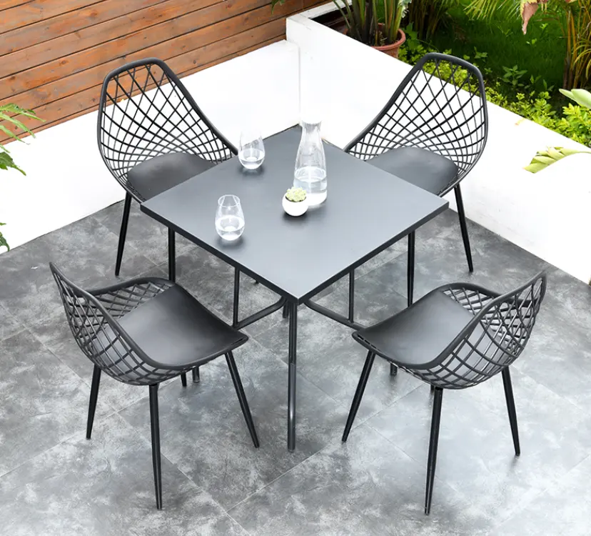 Table et chaises d'extérieur, combinaison de jardin, jardin, loisirs simples, balcon, petite table de thé, magasin de thé, moderne pour l'extérieur