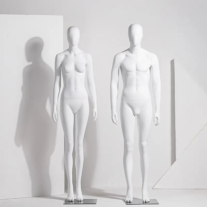 Maniquí Masculino Femenino con cara abstracta para exhibiciones de ropa atlética