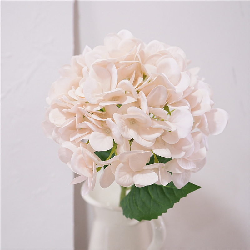 Handfeel moisturizing hydrangea-champagne pink