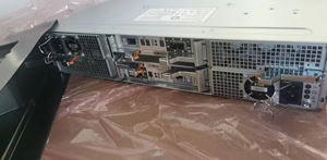DELL EMC Unity XT 880 880F Rack de almacenamiento de controlador dual 768 GB 2 x CPU Intel de doble enchufe 64 núcleos por matriz 2,1 GHz 16GB 8 GB - Product Image 2