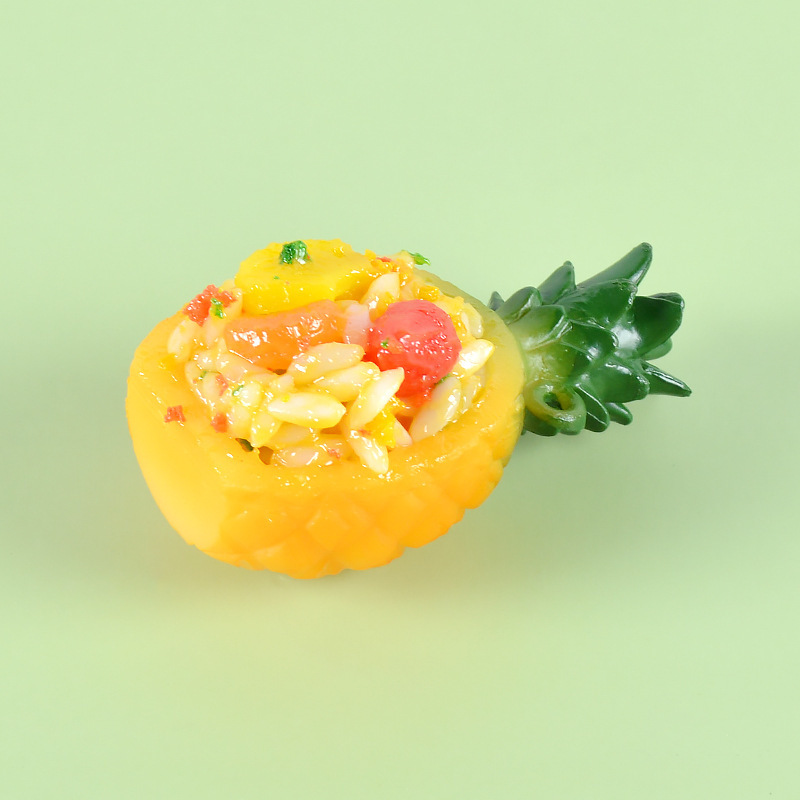 Arroz frito con fresa y piña - Sin salsa