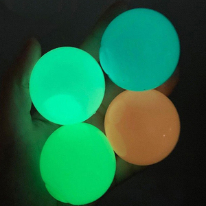 Hot Selling 5cm Glow-in-the-dark Ceiling Sticky Wall Ceiling Relief Stress Sticky Target <strong>Ball</strong>