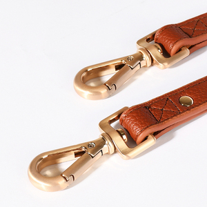 Mehrere wasserdichte Leder Hunde leine Anti-Tangle Großhandel bestückt personal isierte Luxus kleine große Haustier Traktion führt zu Fuß - Product Image 3