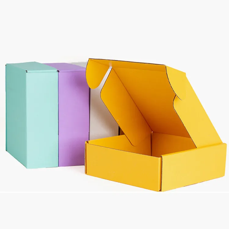 Logo personalizzato di fabbrica 4 x6 scatola di imballaggio in carta postale gialla all'ingrosso