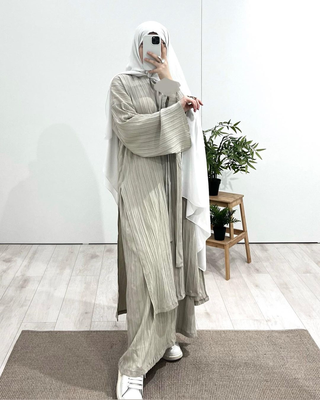 Gris