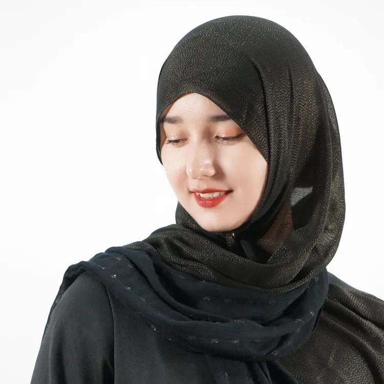 Wholesale islamic Black Solid color viscose whisker edge hijab gold cotton scarf satin tassel shawl veils for Muslim Women 2024