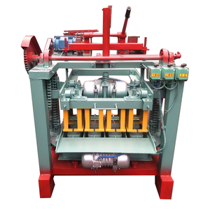 Popular máquina de fabricación de ladrillos de bloques de enclavamiento huecos semiautomáticos QT40 con precio bajo - Product Image 6