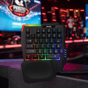 Mini teclado para juegos personalizado de fábrica Key Win, 35 teclas, interfaz USB ergonómica con una mano, luz LED colorida, escritorio mecánico - Product Image 5