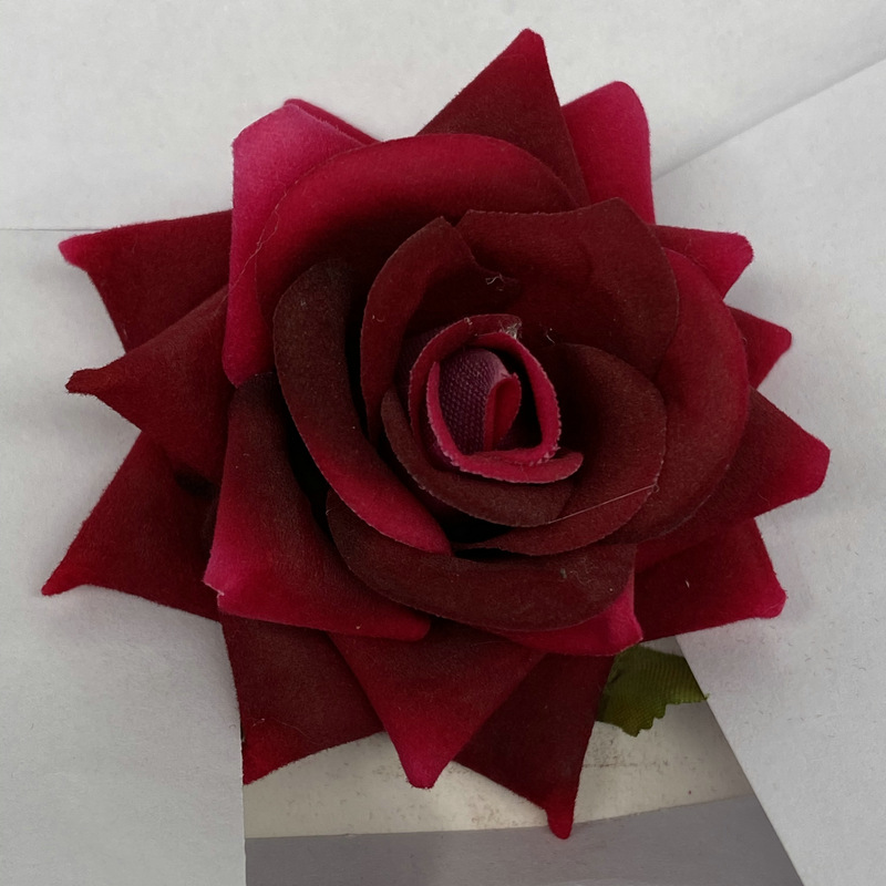rojo oscuro