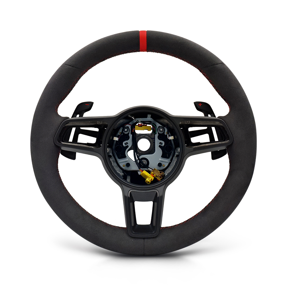 Alcantara intégral + Bande rouge + Palettes de changement de vitesse magnétiques