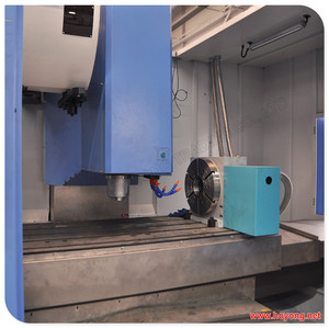 Venta caliente VMC1360 Pequeño centro de mecanizado CNC Fresadora de alta precisión Fresadora CNC vertical de 5 ejes - Product Image 5
