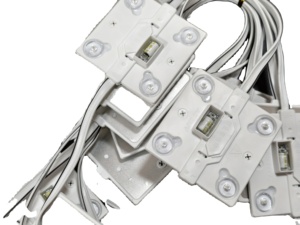 SMD DC <strong>12V</strong> Waterproof <strong>Led</strong> Modules High Bright Light Outdoor <strong>4W</strong> 4 <strong>Leds</strong> 2835 Injection <strong>LED</strong> Module for Advertising Sign Box - Product Image 2