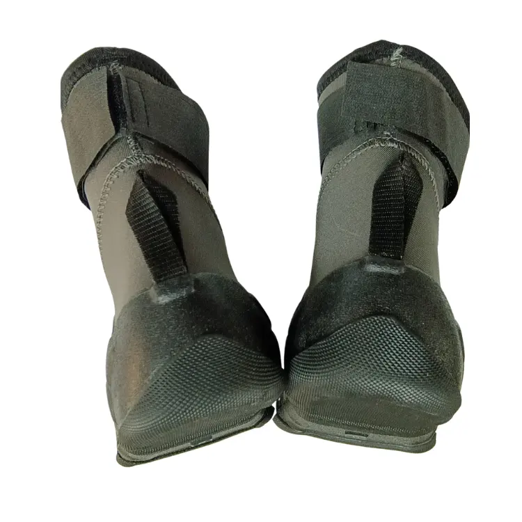 Sapatos de praia de neoprene de borracha para homens, para caminhada em água, para praia e esporte