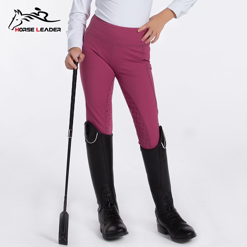 Pantaloni rosa nebbia