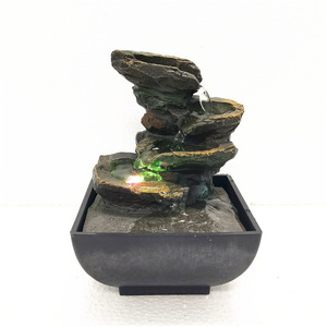 ファクトリーアウトレット屋内デスクトップ噴水滝<span class=keywords><strong>4</strong></span>層人工岩樹脂工芸品オフィス卓上ミニ噴水