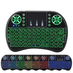 Mini teclado I8 teclado inalámbrico 3 colores retroiluminado 2,4 GHz inglés ruso Air Mouse con Touchpad Control remoto para PC portátil