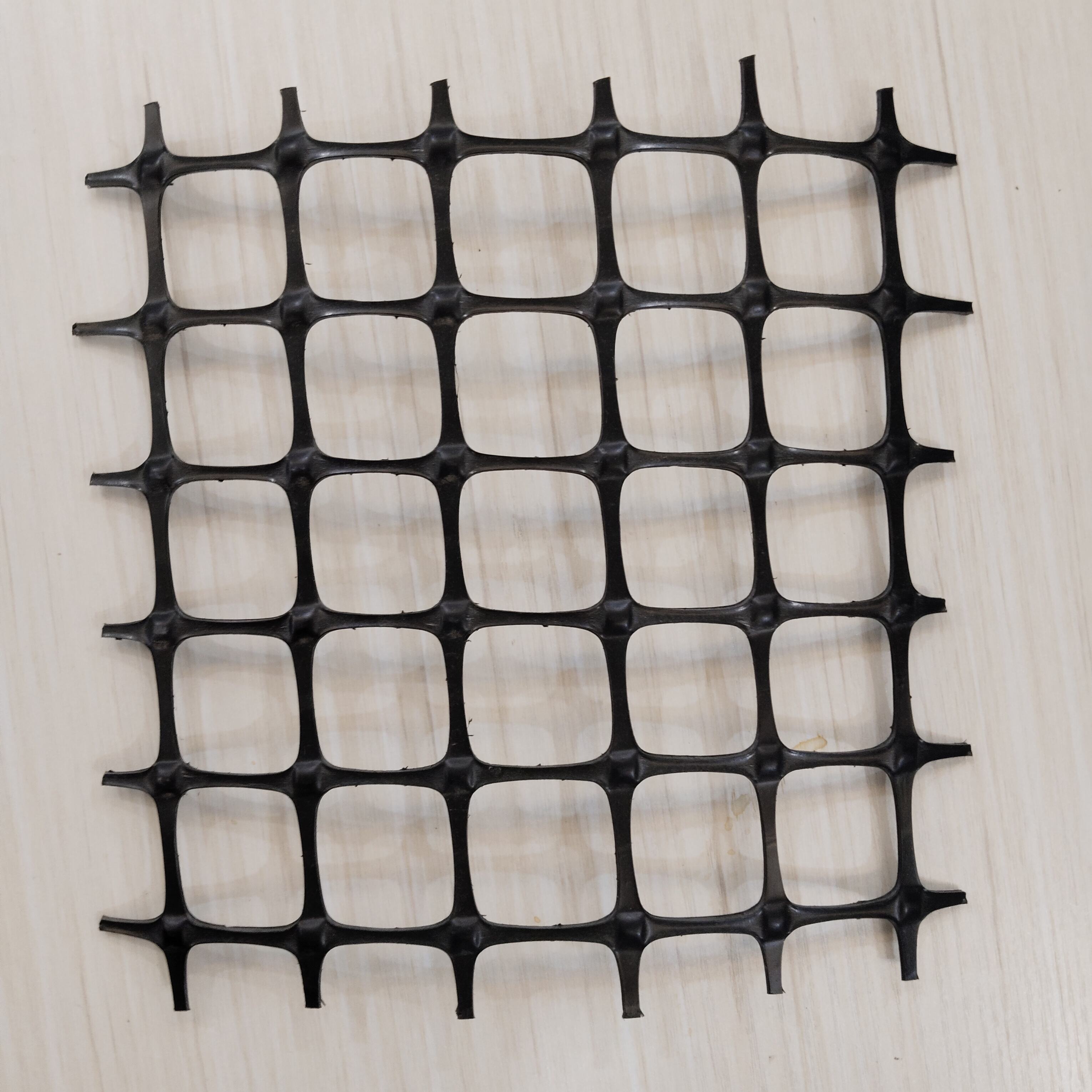 Trou noir taille 3mm * 3mm