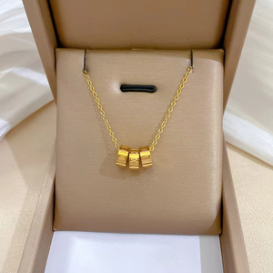 女性用18K金メッキステンレス鋼バタフライハートペンダントネックレス防水ウェディングジュエリーリンクチェーン記念日