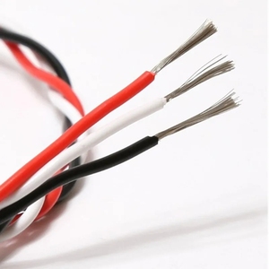 Esnek JR <span class=keywords><strong>Futaba</strong></span> bükülmüş tel 26AWG 30 çekirdek Servo uzatma uzatma kablosu RC uçak araba tekne helikopter için DIY aksesuarları