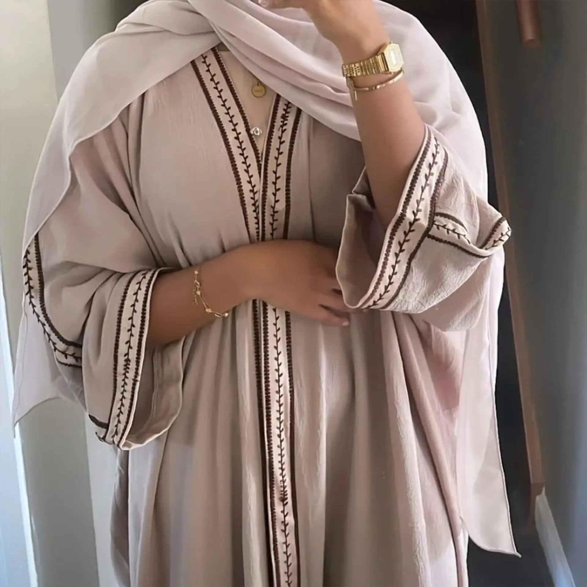 Ultimo Dubai turchia Oman Maroc elegante personalizzato caftano ricamo abito modesto Dubai Abaya donne abito musulmano kimono aperto Abaya