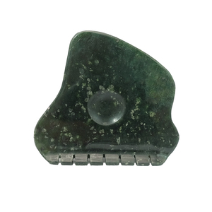 เครื่องนวดกัวซาหยกเขียวดำนันยางธรรมชาติ - Product Image 1
