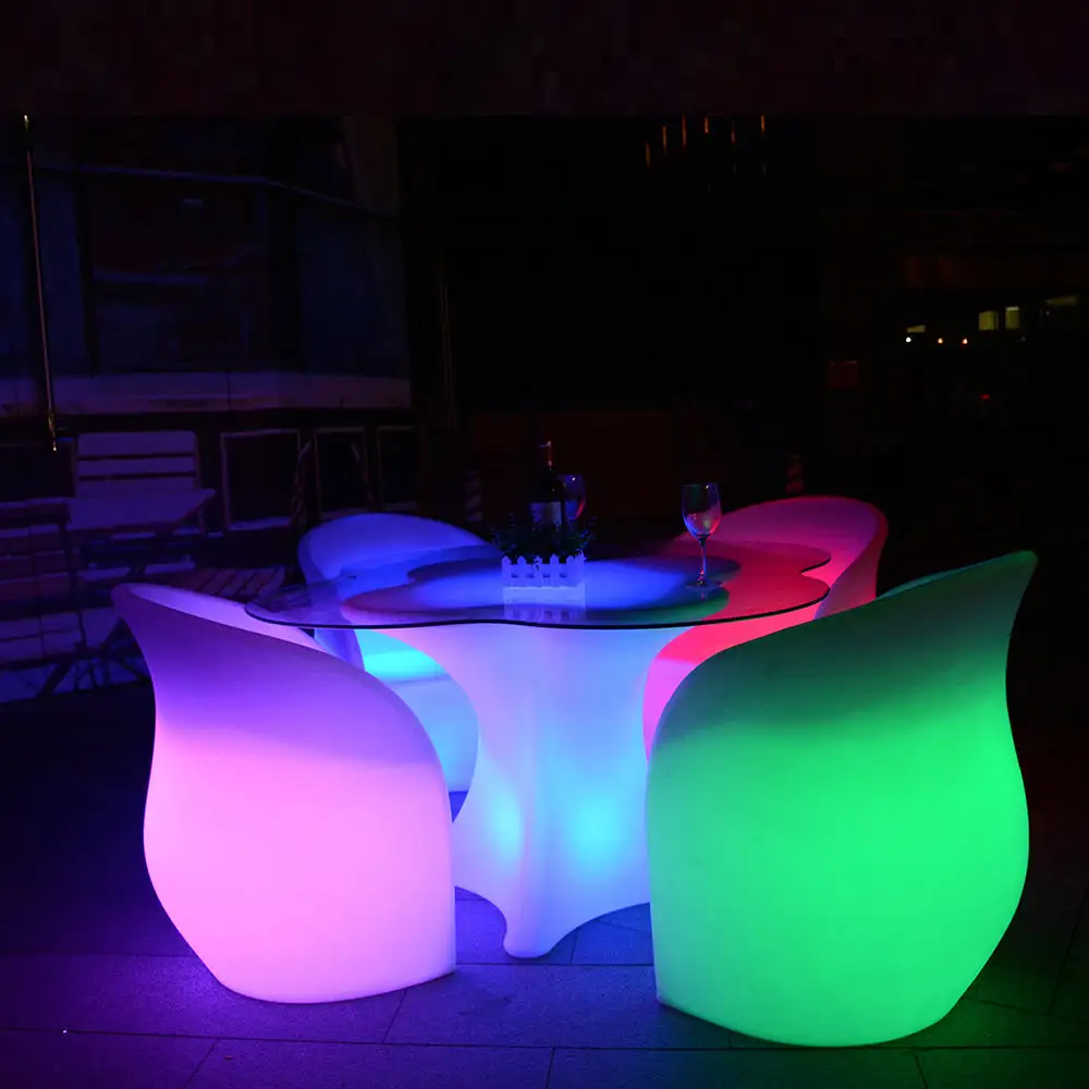 Bar lumineux et chaises à prix réduit Meubles pour discothèque Table et bar à led en plastique PE