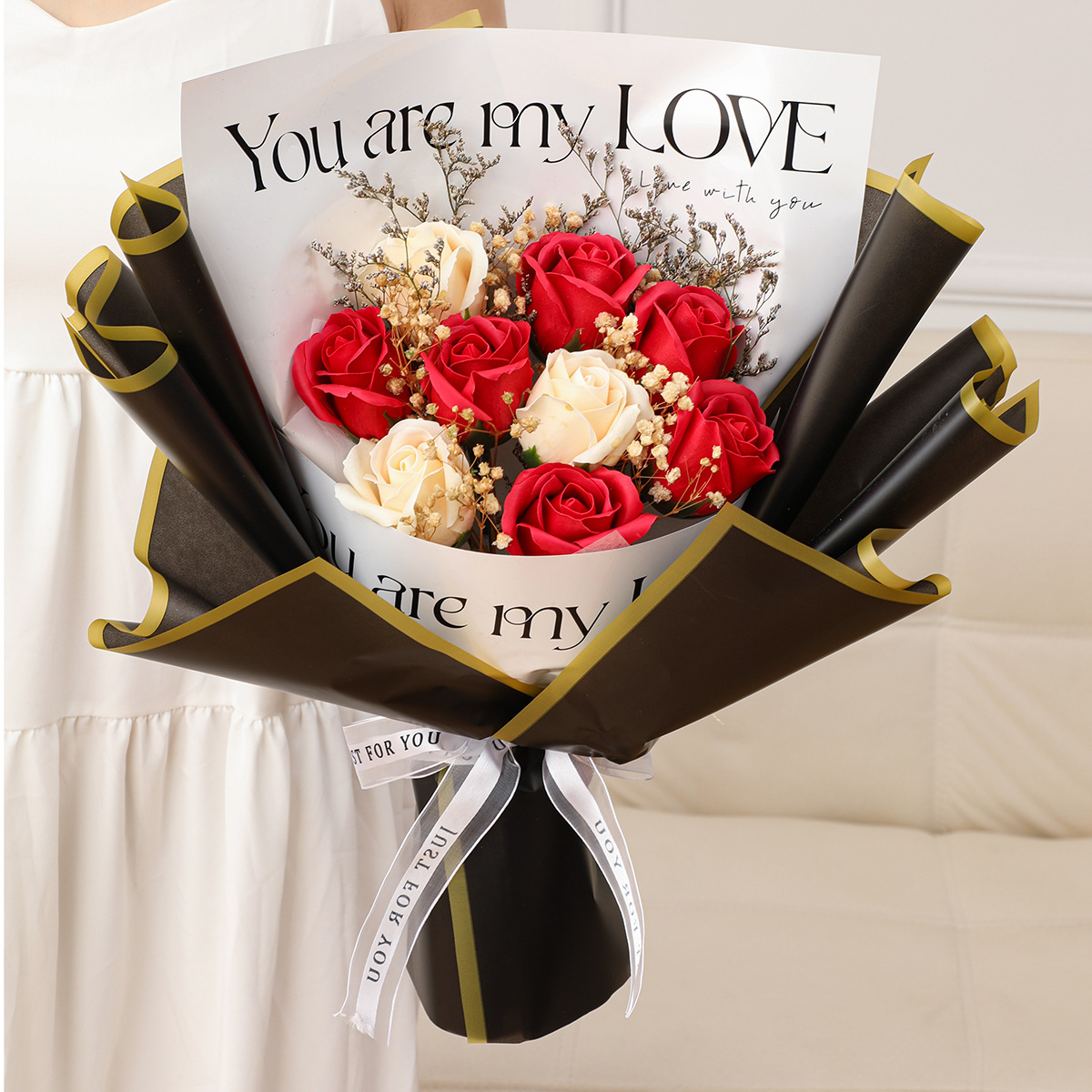 Red rose bouquet-passionate romance