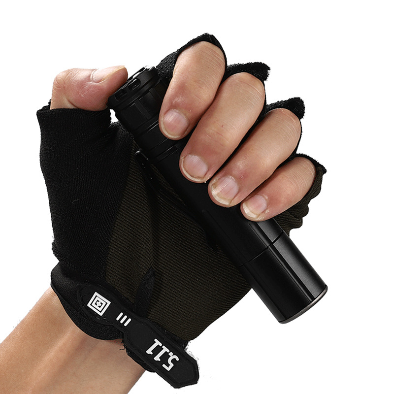 M09 flashlight USB cable (batteries not included)