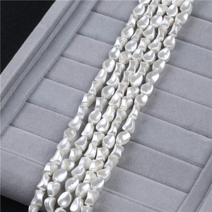 White Mother of Pearl Handmade Irregular Shape <strong>Shell</strong> Handy Fresh Water <strong>Shell</strong> for Jewelry Making - Product Image 4