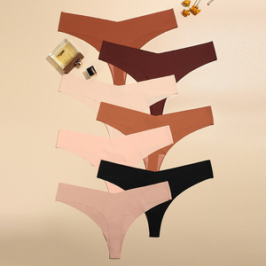 Yüksek kaliteli iç çamaşırı <span class=keywords><strong>7</strong></span> renkler seksi G-String kadın külot buz ipek hızlı kuru dikişsiz Thongs
