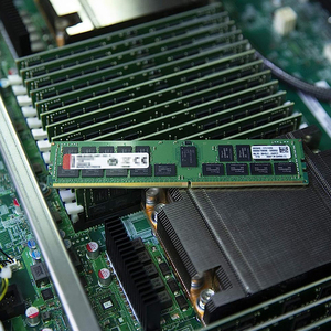 HMT351U7EFR8C PB SK HYNIX 1X 4GB DDR3 1600 ECC UDIMM PC3 12800E DUAL RANK X8 MODUL RAM Speicher - Product Image 6