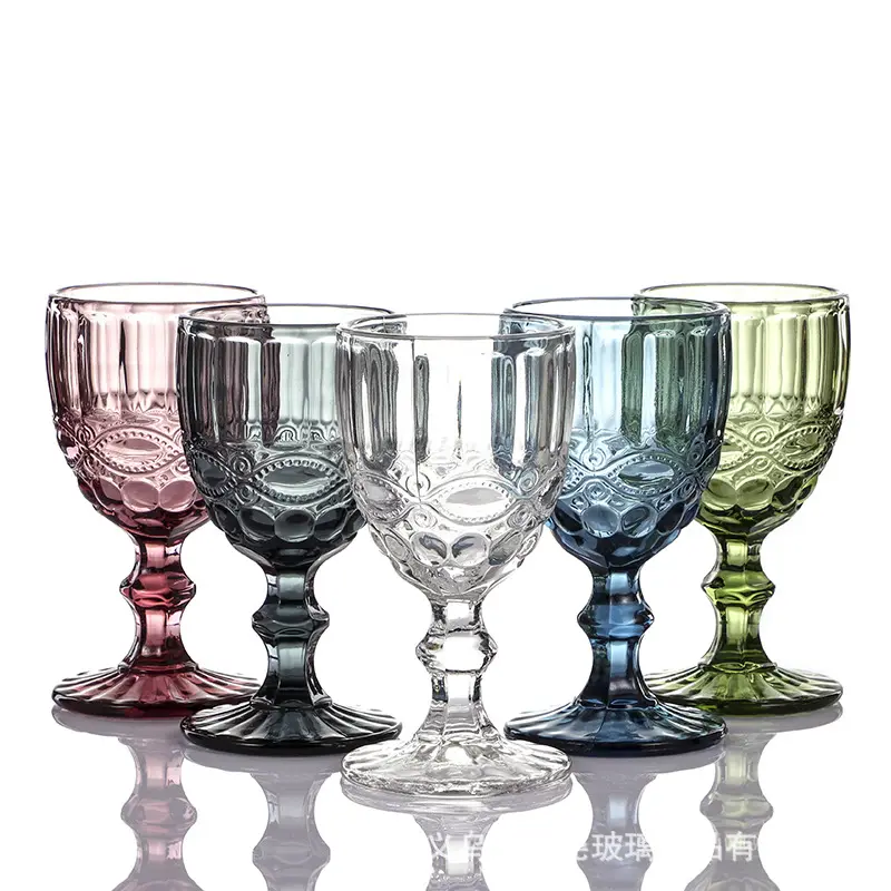 2023 gran oferta Vintage cóctel en relieve copas de vino coloridas cristalería multicolor boda fiesta vidrio jugo botellas