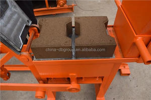 Manual de máquina de ladrillos de cierre bloque que hace la máquina para venta - Product Image 2