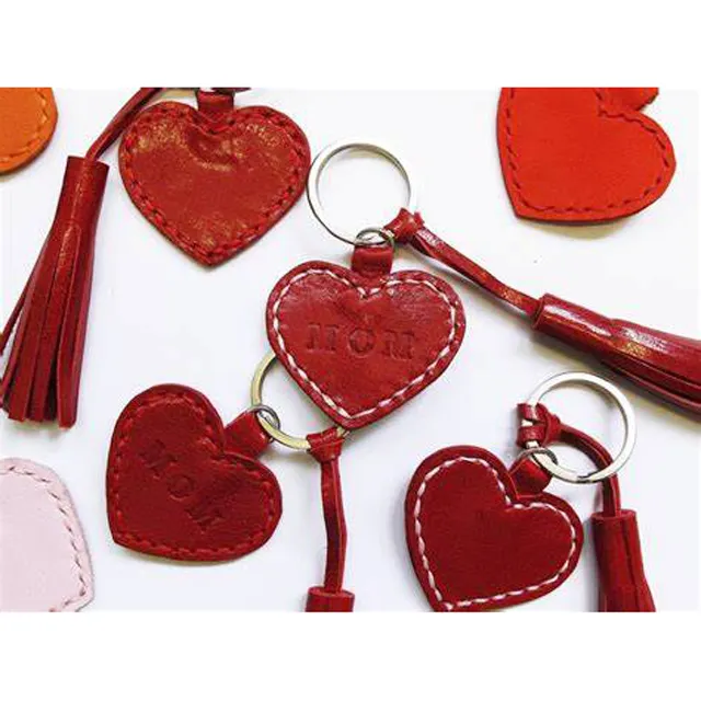2023 Pu Leather Key Chain Custom Fashion Tassel Keychain Father's Day Gifts Red Heart Leather Keychains