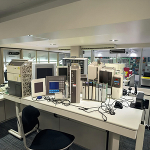 HMI originale di vendita calda per il controllo industriale e la programmazione PLC 2711P-RDB15C - Product Image 5