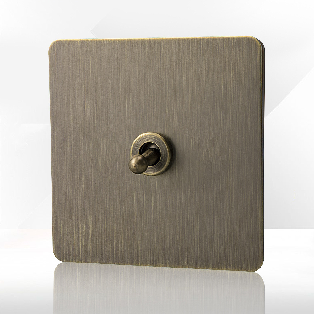 1 gang 2 way(toggle switch)