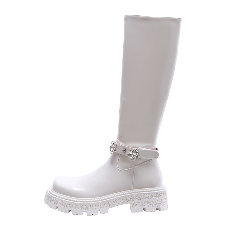 Blanc avec fourrure