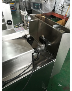 4 HD Gas Pressure Fryer With Filter System <strong>Simple</strong> <strong>Programming</strong> - Product Image 2