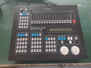 Fabbrica all'ingrosso fabbricazione discoteca dmx sunny512 console leggera/console dj/controller luce dmx - Product Image 4