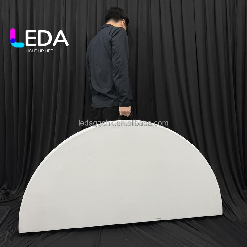 ขาว / ชิ้น