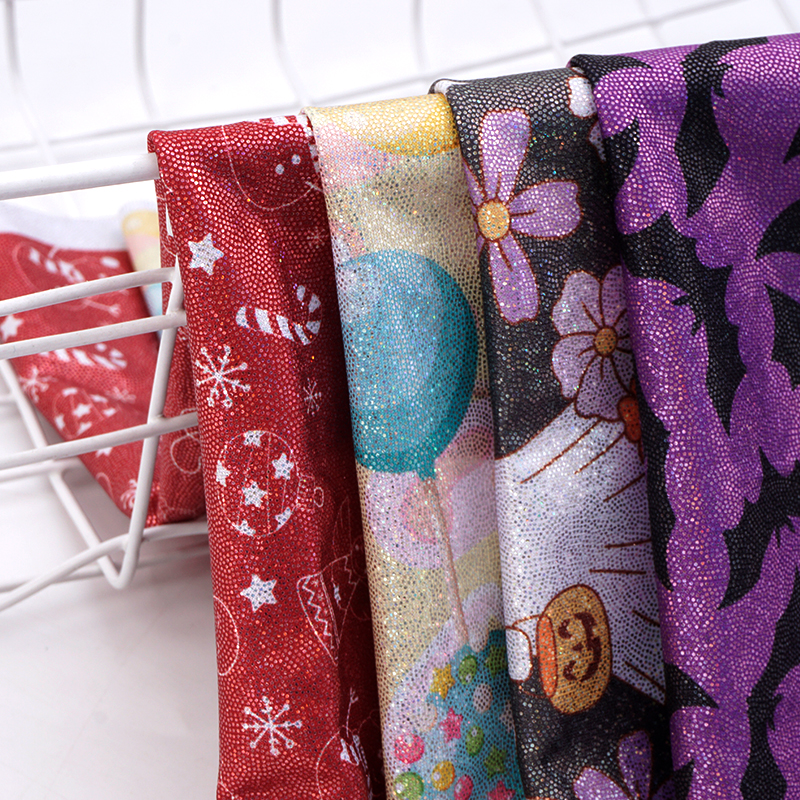 รูปแบบผ้าโฮโลแกรม