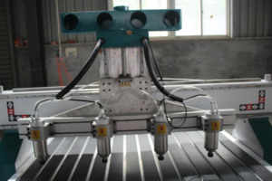 带旋转轴M-SHINE的多头多轴3d 4轴数控刳刨机 - Product Image 5