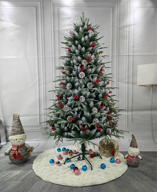 ZheJiang nuovi prodotti moderni decorazione natalizia albero fiocco di neve pigne bianche albero di natale frutta argento