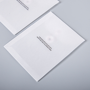 Logo personalizzato di carta di lusso stampa carta bianca busta busta di imballaggio con chiusura a bottone e stringa - Product Image 3