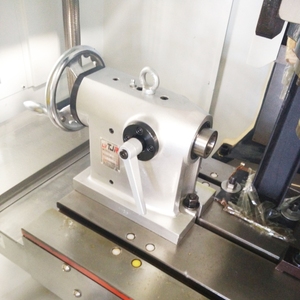 Yüksek hassasiyetli GSK CNC kontrol sistemi TP600 Small dikey Fanuc küçük Metal işleme için otomatik torna işleme merkezi - Product Image 6