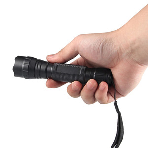 Chiến Thuật <span class=keywords><strong>LED</strong></span> Hợp Kim Nhôm Đa-Màu Sắc Có Thể Sạc Lại Ip20 Ngoài Trời Làm Việc Ánh Sáng 100-200M Chùm 1000 Lumens Đèn Pin - Product Image 3