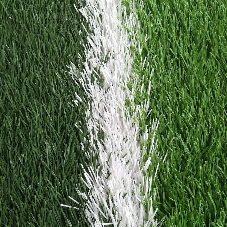 Buona qualità V forma erba artificiale tappeto erboso di calcio prato erba finta per campi da calcio