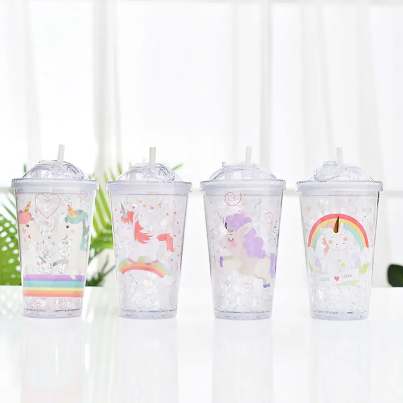 Novo copo de gelo de verão personalizado criativo com tampa de silicone para suco de água de unicórnio de plástico da moda legal dos desenhos animados