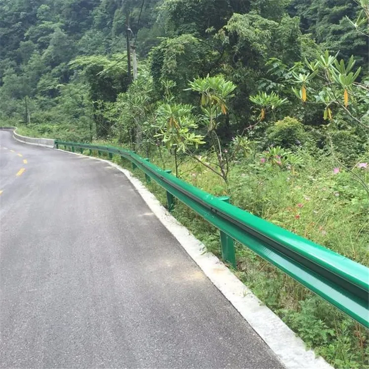 China manufacturers w beam barrier used in country road,bridge,urban road,highway corrugated guardrail